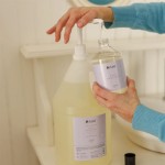 Bain moussant pour peaux sensibles fait au Québec, huiles essentielles lavande, Pure
