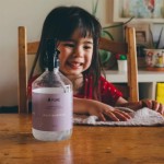 Nettoyant multiusage pour la cuisine et la salle de bain, fabriqué au Québec, biodégradable, ingrédients sécuritaires, Pure